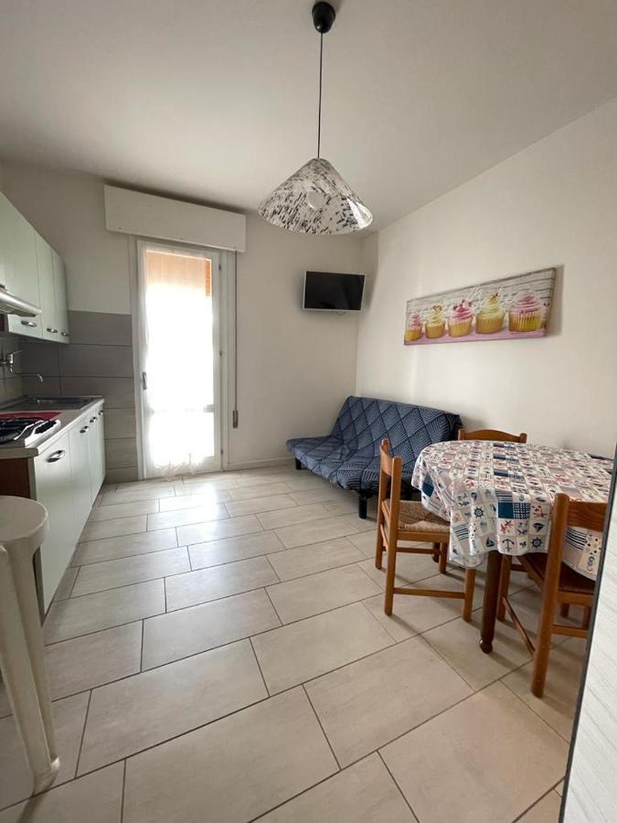 Condominio Michelangelo-Solo Per Famiglie- Walterigato Apartments Lido di Jesolo Buitenkant foto
