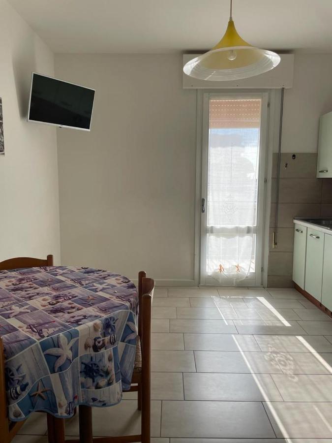 Condominio Michelangelo-Solo Per Famiglie- Walterigato Apartments Lido di Jesolo Buitenkant foto