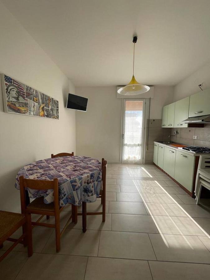 Condominio Michelangelo-Solo Per Famiglie- Walterigato Apartments Lido di Jesolo Buitenkant foto