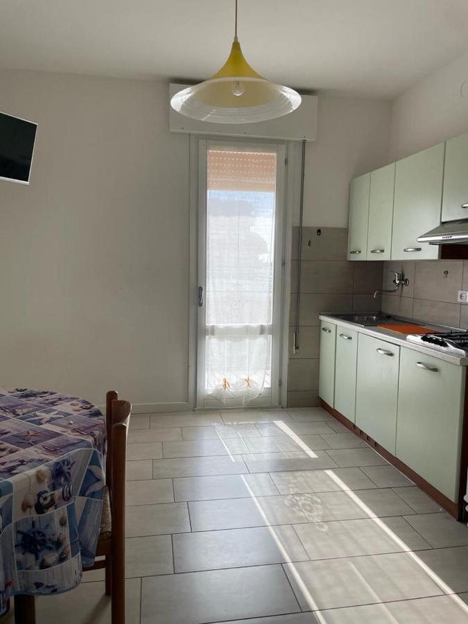 Condominio Michelangelo-Solo Per Famiglie- Walterigato Apartments Lido di Jesolo Buitenkant foto